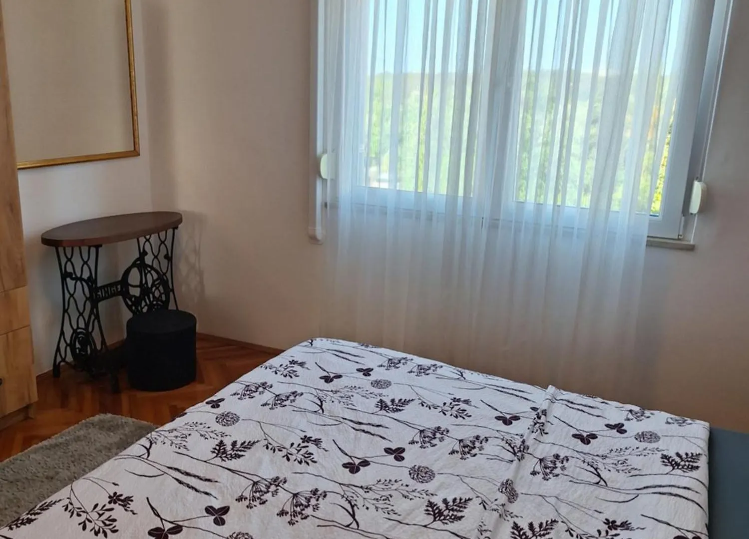 Letotel Apartment Pula 0*,